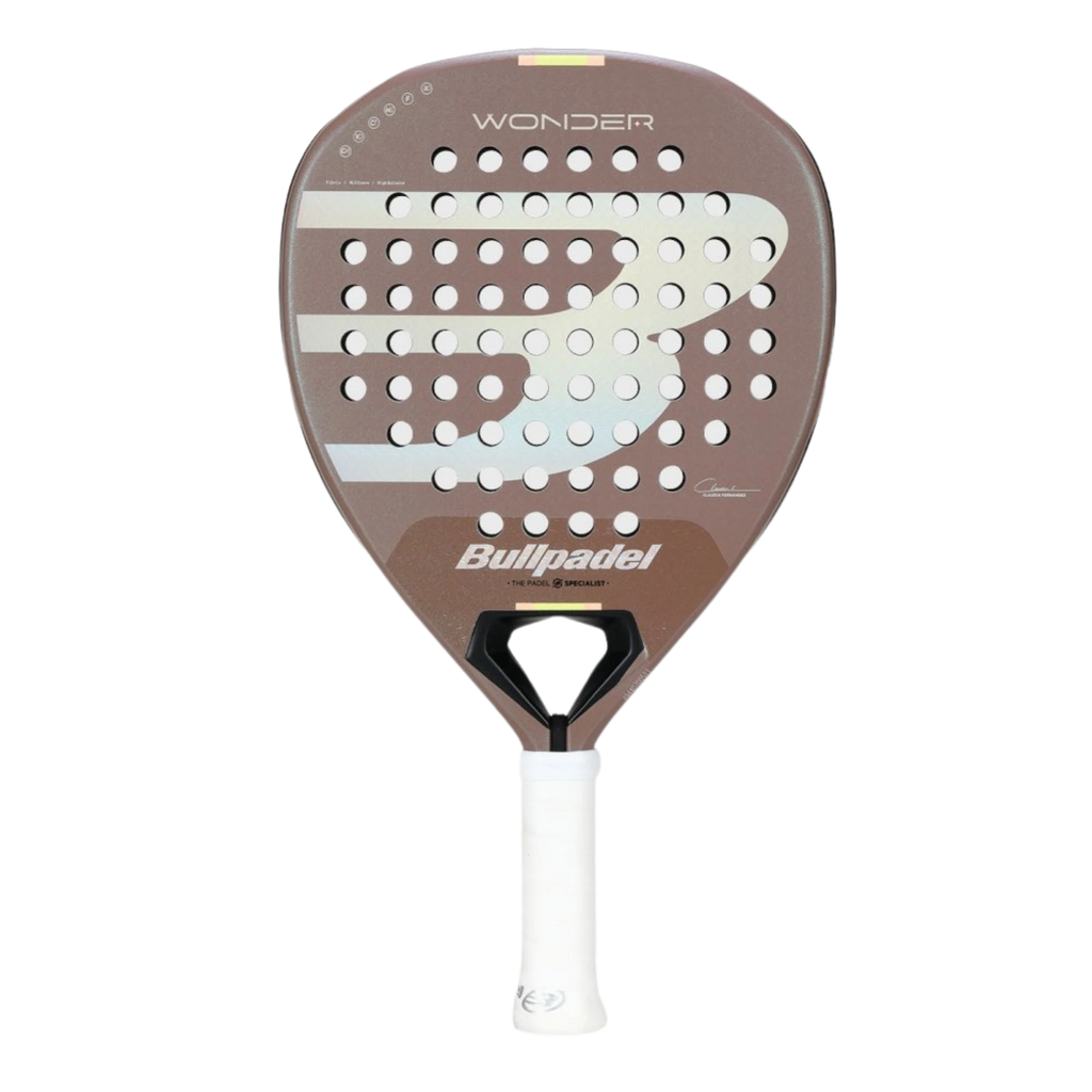 Bullpadel Wonder 2026 Claudia Fernández - P1 Padel Store