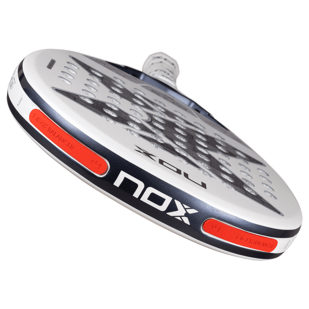 AT10 Genius 12K Alum XTREM Lite 2026 - detalle cara